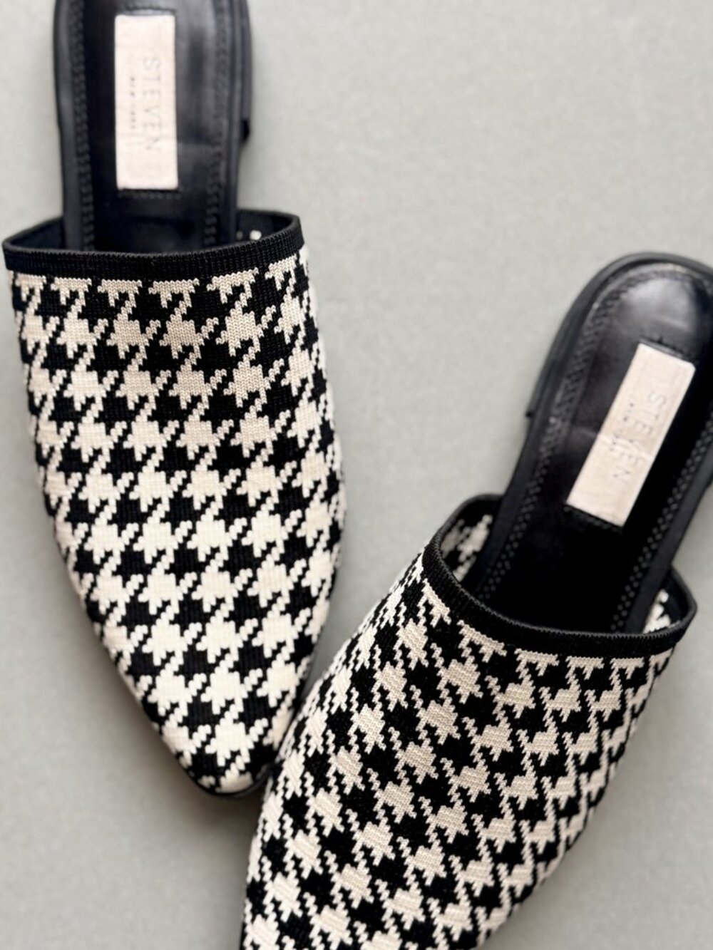 Steven New York Black White Houndstooth Knit Pointed Toe Low Heel Mules Size 6.5